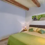 فيلة Patrick *
