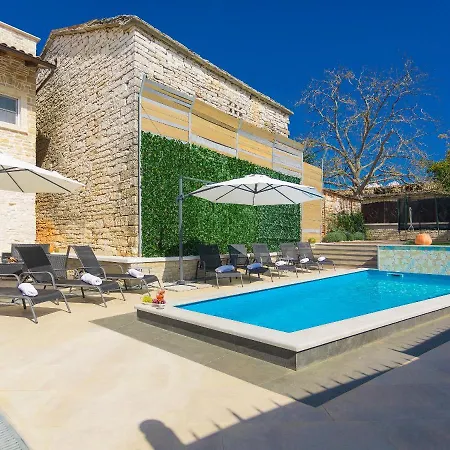 Вилла Patrick Пазин