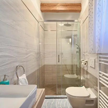 Patrick Вилла *