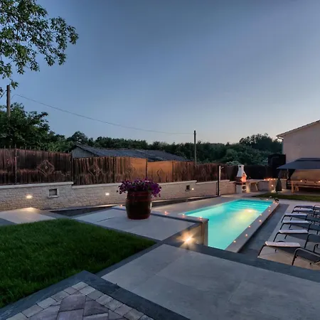 Patrick Вилла Пазин