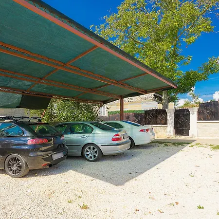 Patrick Вилла Пазин